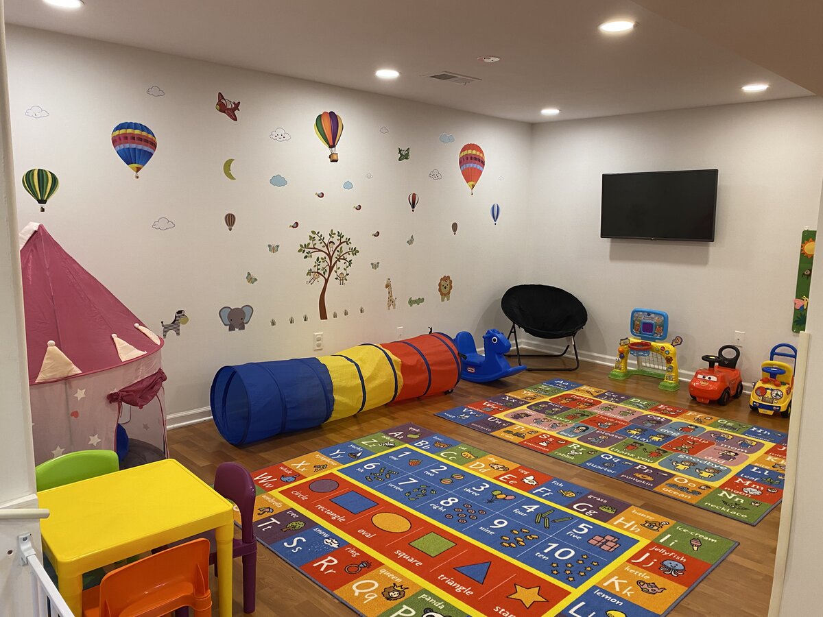 Nini Daycare Burke VA – children playing